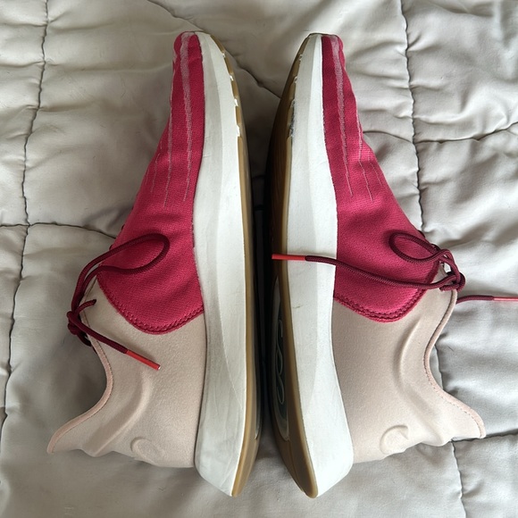 Saysh sneakers in fantastic condition. - Picture 5 of 9